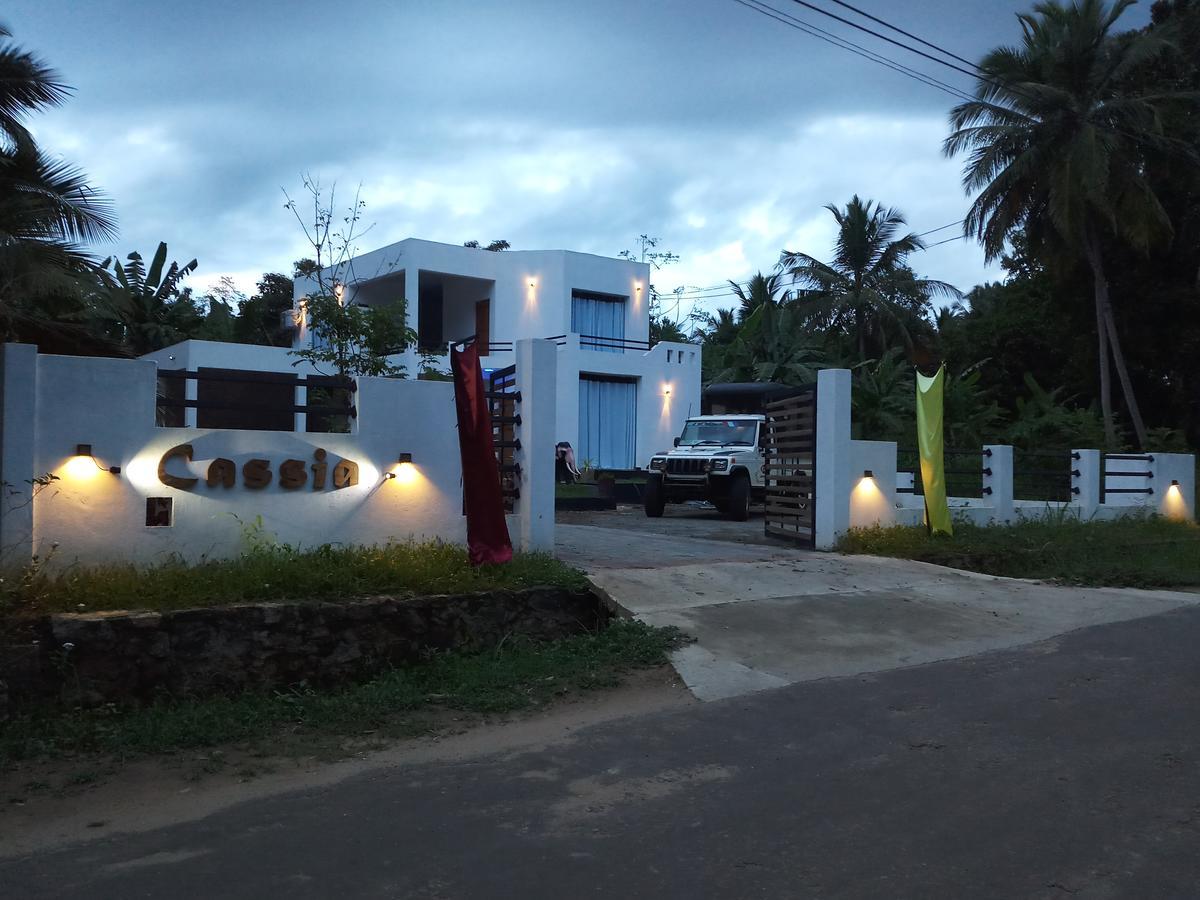 Cassia Udawalawe Hotel Exterior photo